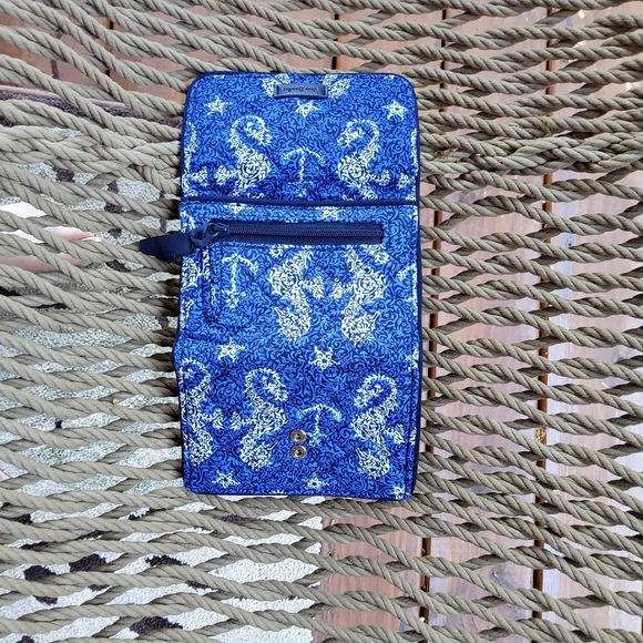 Vera Bradley Sea Horse of Course Riley Wallet - Picture 6 of 16
